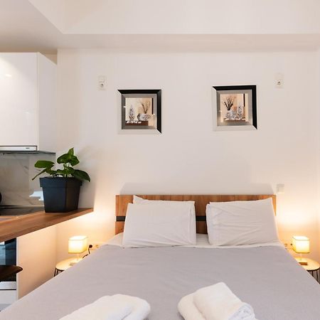 Modern Studio Apartment A Athens Luaran gambar