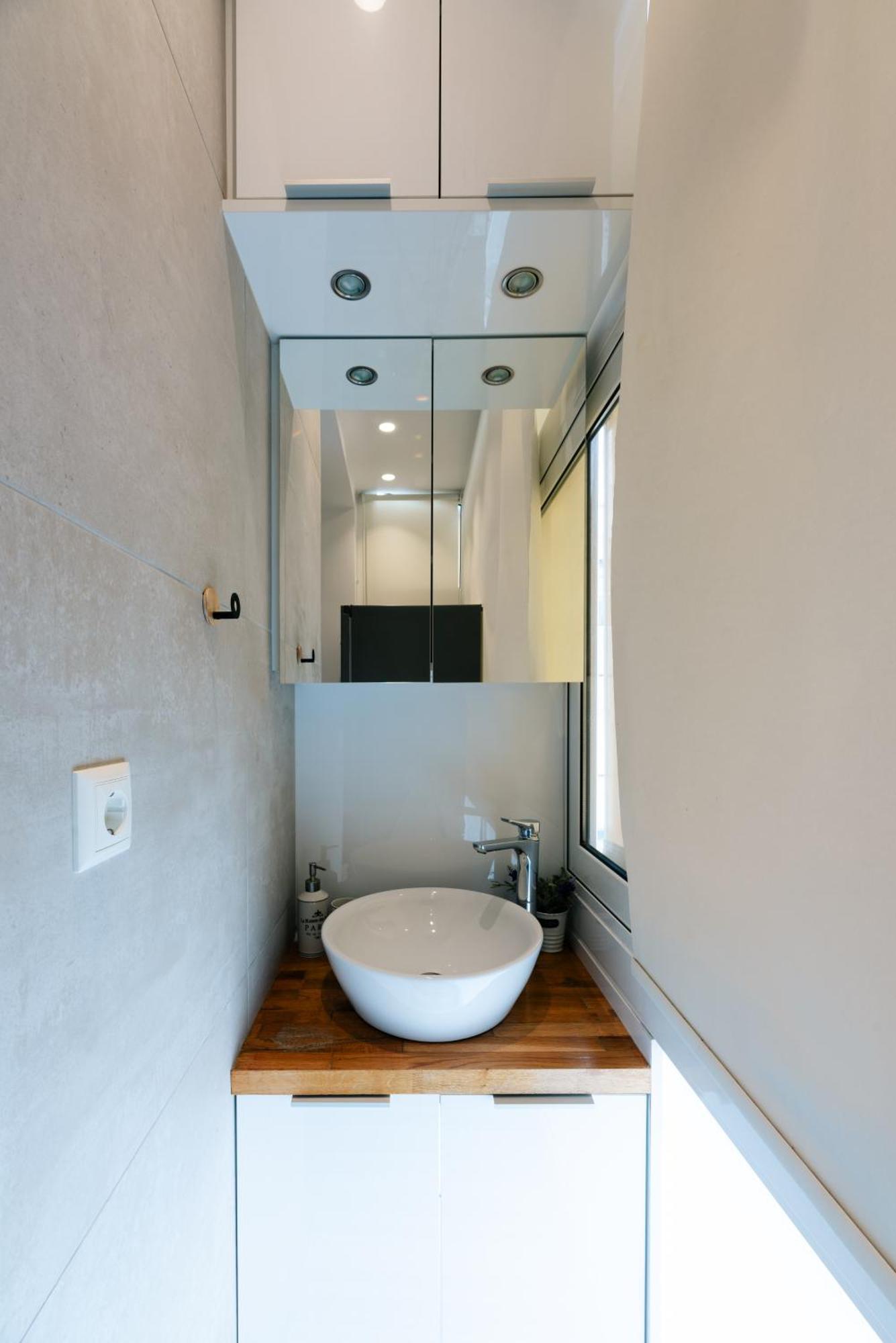 Modern Studio Apartment A Athens Luaran gambar